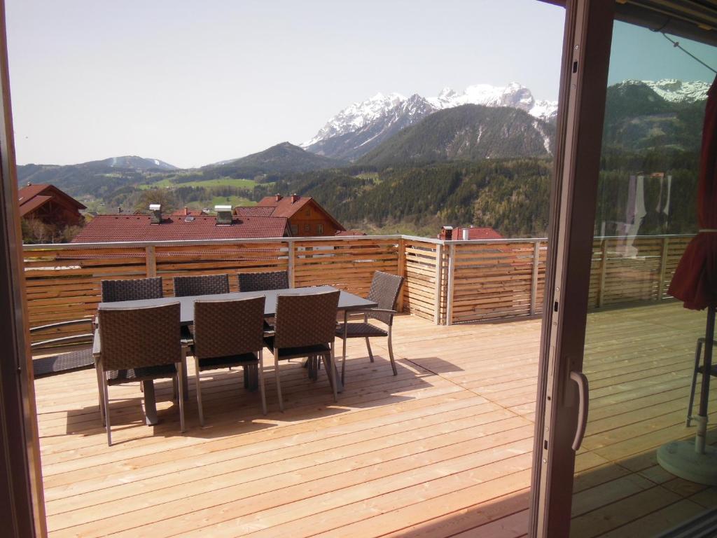 Penthouse Alpine Living Direkt An Der Skipiste By Schladmingurlaub هاوس إم إنيستال الغرفة الصورة